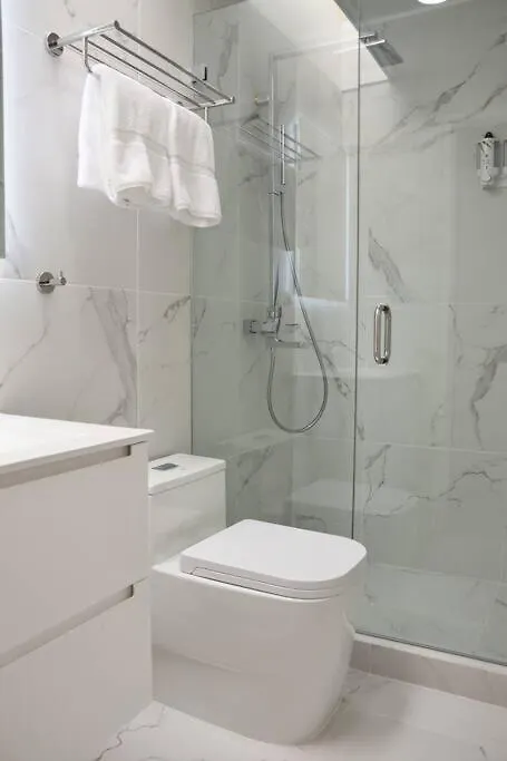 Apartment Amazing 2-Bedroom Townhouse Near Eagle Beach Palm Beach