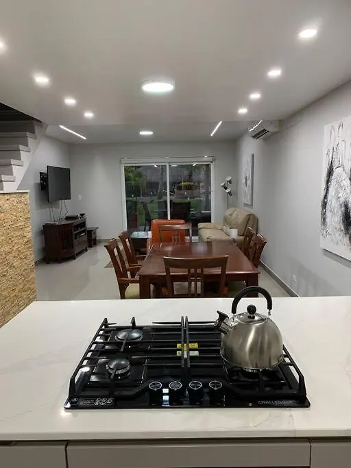 Amazing 2-Bedroom Townhouse Near Eagle Beach Palm Beach Aruba